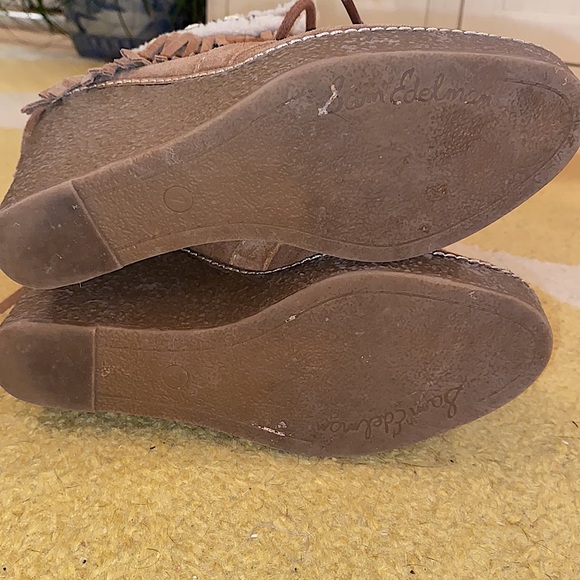 SAM EDELMAN fringe suede furry lined wedge ankle boots 7 - Picture 6 of 6